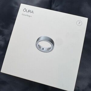 Oura ring